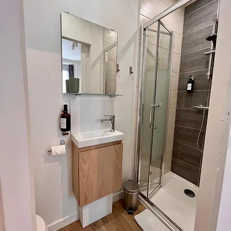 Le Quarante Cinq -2 Apartmán Laval (Mayenne)