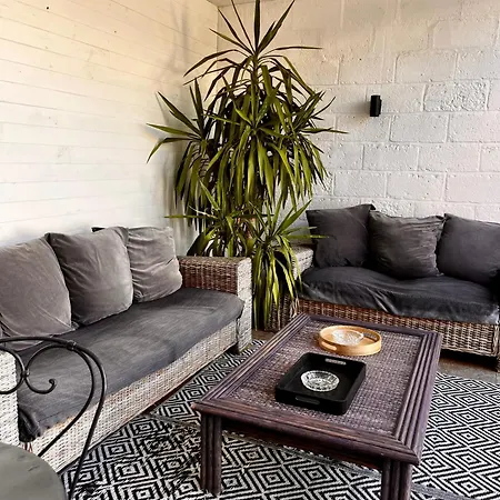 Le Quarante Cinq -2 Laval (Mayenne)